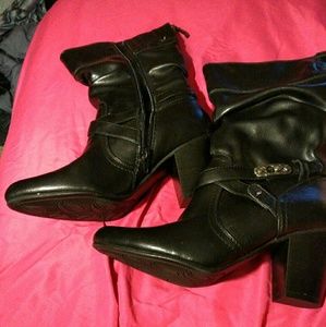 New Black boots