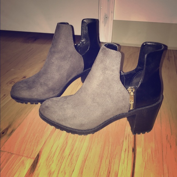 Grey suede zara booties