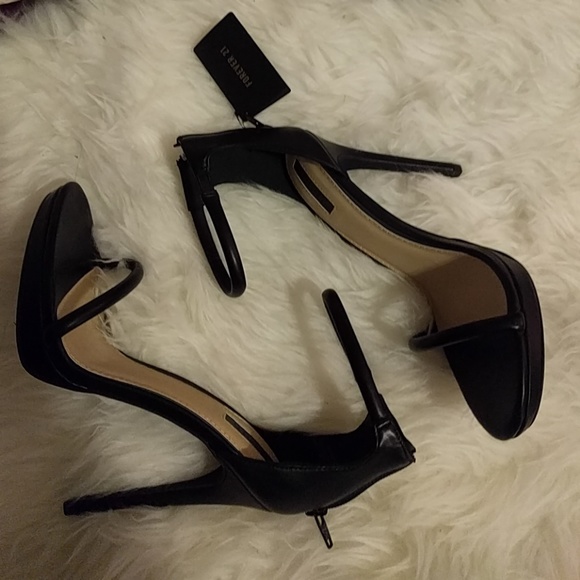 Forever 21 Black Sandal Heels