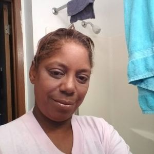 Meet your Posher, Roslyn