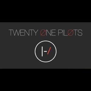 Meet your Posher, Cecilia