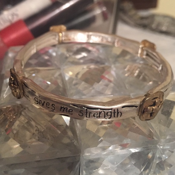 NWOT- unworn, Philippians 4:13 bracelet