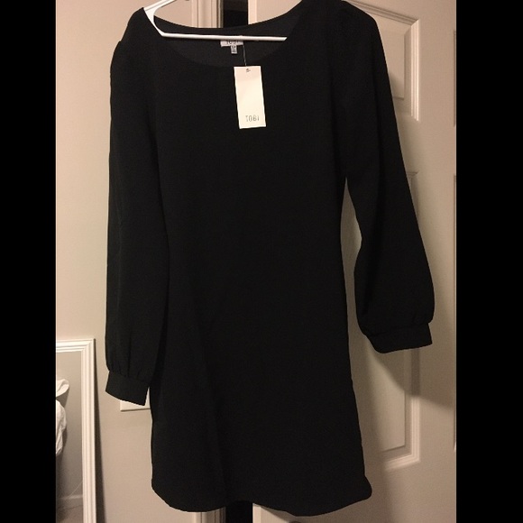 Black long sleeve shift dress from TOBI