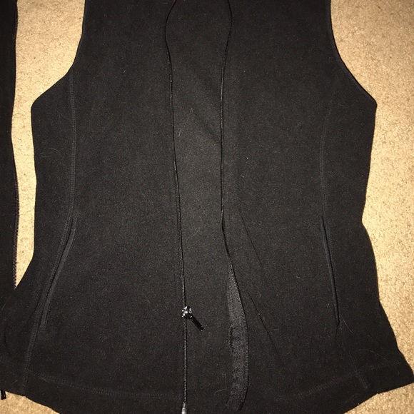 Vests - Picture 2 of 3