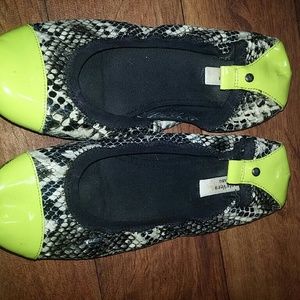 Simply Vera Wang Flats