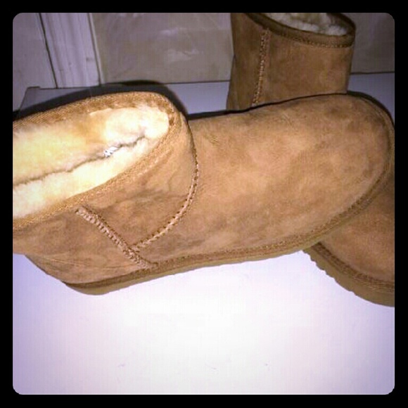 UGG BOOTS