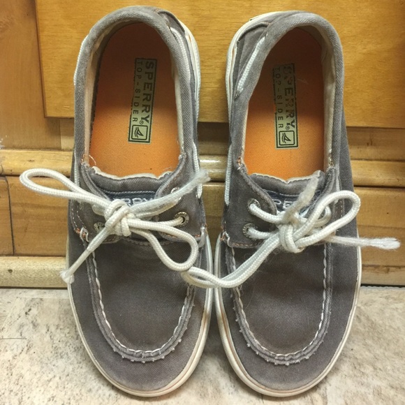 Boys Sperry Shoes Size 1.5