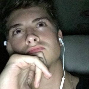 Meet your Posher, Matthew