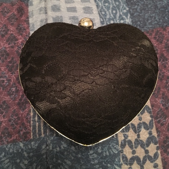 Lulu Townsend Heart Purse