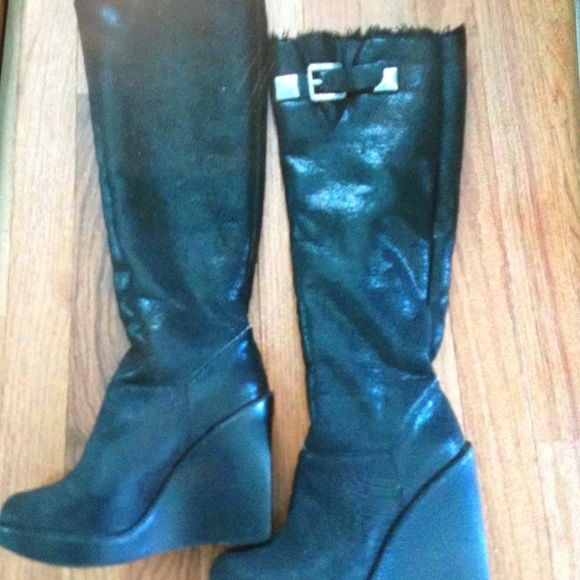 Authentic Black MK Fur Wedge Boots worn twice - Picture 1 of 3