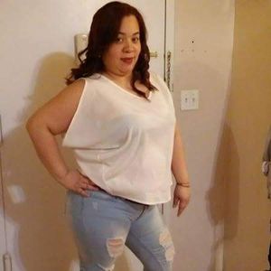 Meet your Posher, Cynthia