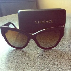 Sold...Versace Cat Eye Sunnies 💕💕💕