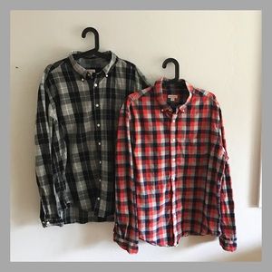 Lot of 2 Men's Plaid Button Down Shirts