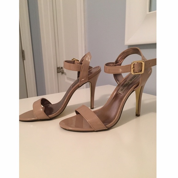 Steve Madden Nude Sandal