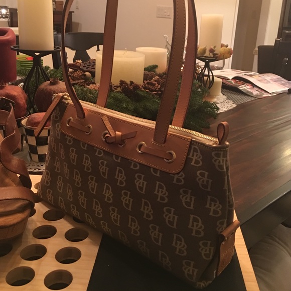 Dooney Burke handbag & Nine West shoes - Picture 3 of 4