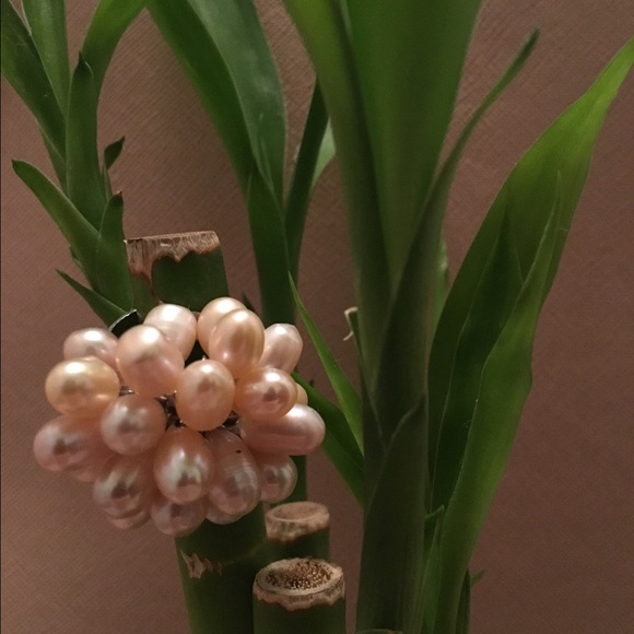 Ring - Picture 2 of 2