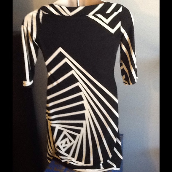 Black White quarter Sleeve A-line Boat Neck Dess - Picture 2 of 4
