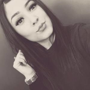 Meet your Posher, Lorena