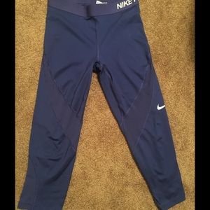 Nike Pro dri-fit crops