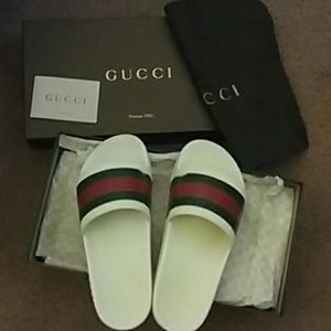 Auth Gucci sandals