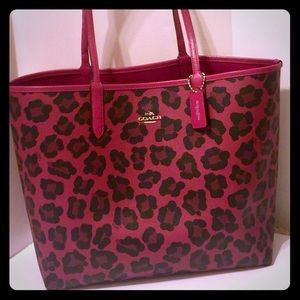 ❣️SOLD❣️Coach Large Ocelot Tote
