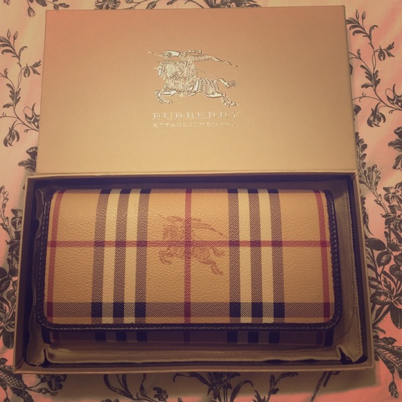 Burberry Handbags - Burberry Chocolate Haymarket Check Wallet