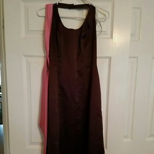 Knee length bridesmaid dress with pink belt