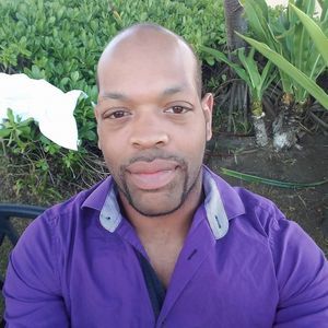 Meet your Posher, Victor