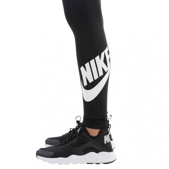 Nike Leg-a-See Women's Leggings