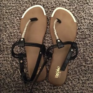 Mossimo sandals