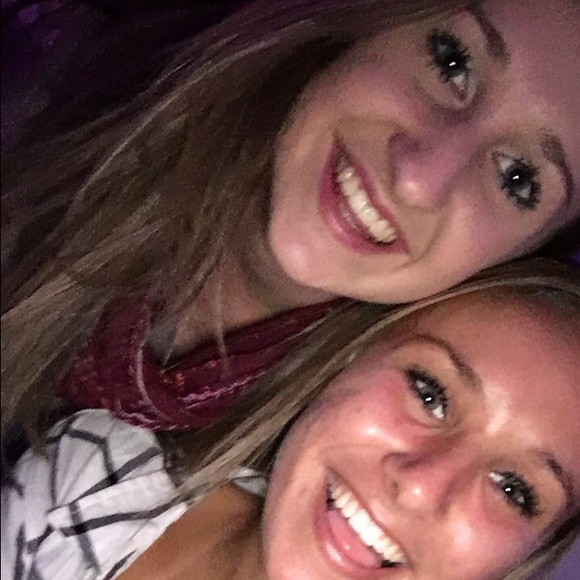 Meet your Posher, Cara