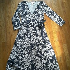 Ann Taylor wrap around dress size 4