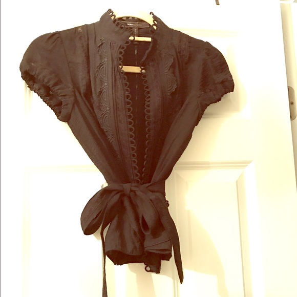 BCBG black lightweight cap sleeve blazer