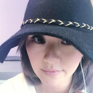 Meet your Posher, Suzy