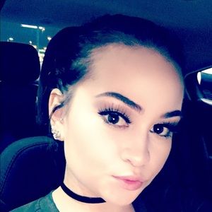 Meet your Posher, Natalie