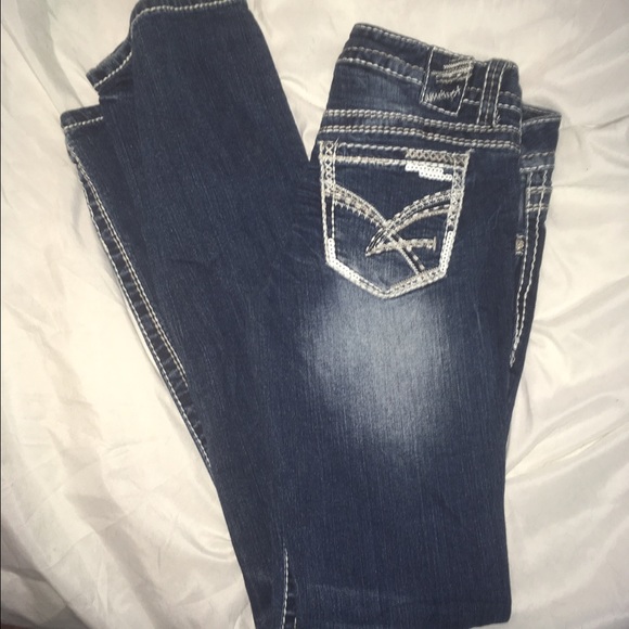 Amethyst straight legged jeans. - Picture 3 of 4