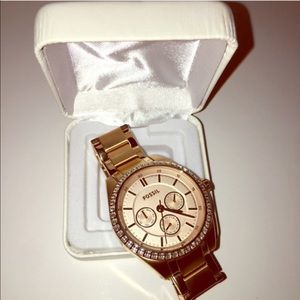 Rose gold fossil watch