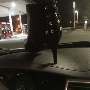 Shoe Boots