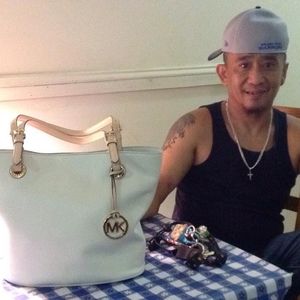 Meet your Posher, Andrew