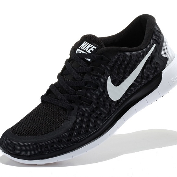 SALE ‼️ NWB 👟 NIKE FREE RUN 5.0 - Picture 4 of 4