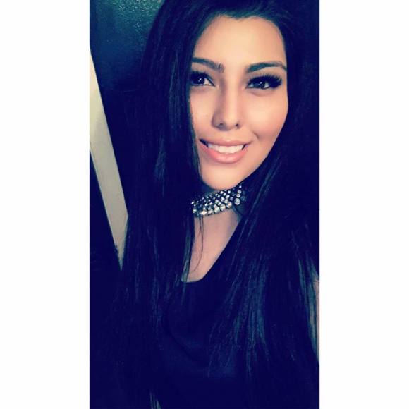 Meet your Posher, Monica