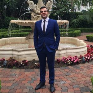 Meet your Posher, Farid