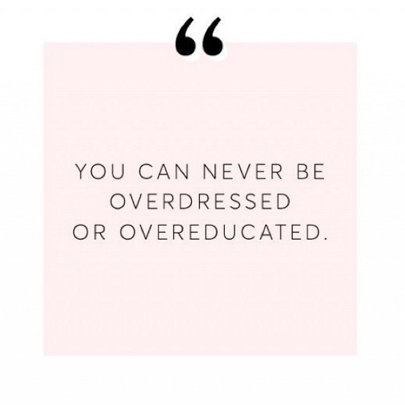 🎉Reasonable Offers Please🎉 - Picture 4 of 4