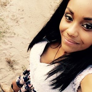 Meet your Posher, Destiny