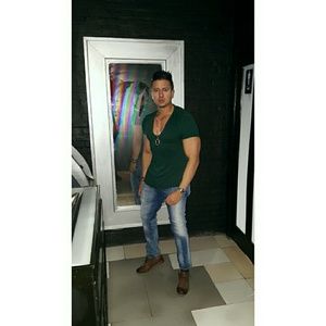 Meet your Posher, Camilo