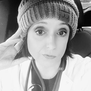 Meet your Posher, Crystal