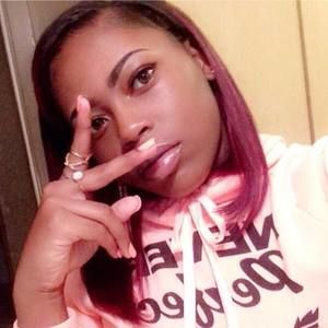 Meet your Posher, Destiny