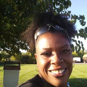 Meet your Posher, Tawana