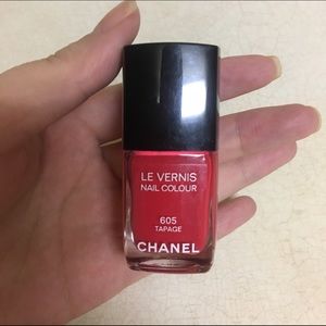 Chanel Nail Polish 💅