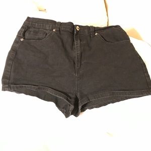 High waisted black Shorts